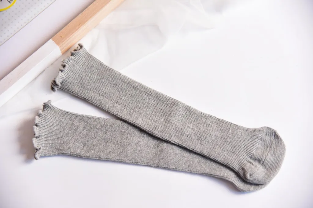 Носки для маленьких девочек хлопковые детские зимние и осенние носки в полоску в стиле Харадзюку, однотонные высокие носки в стиле ретро Детские Семейные носки с двойной иглой - Цвет: F