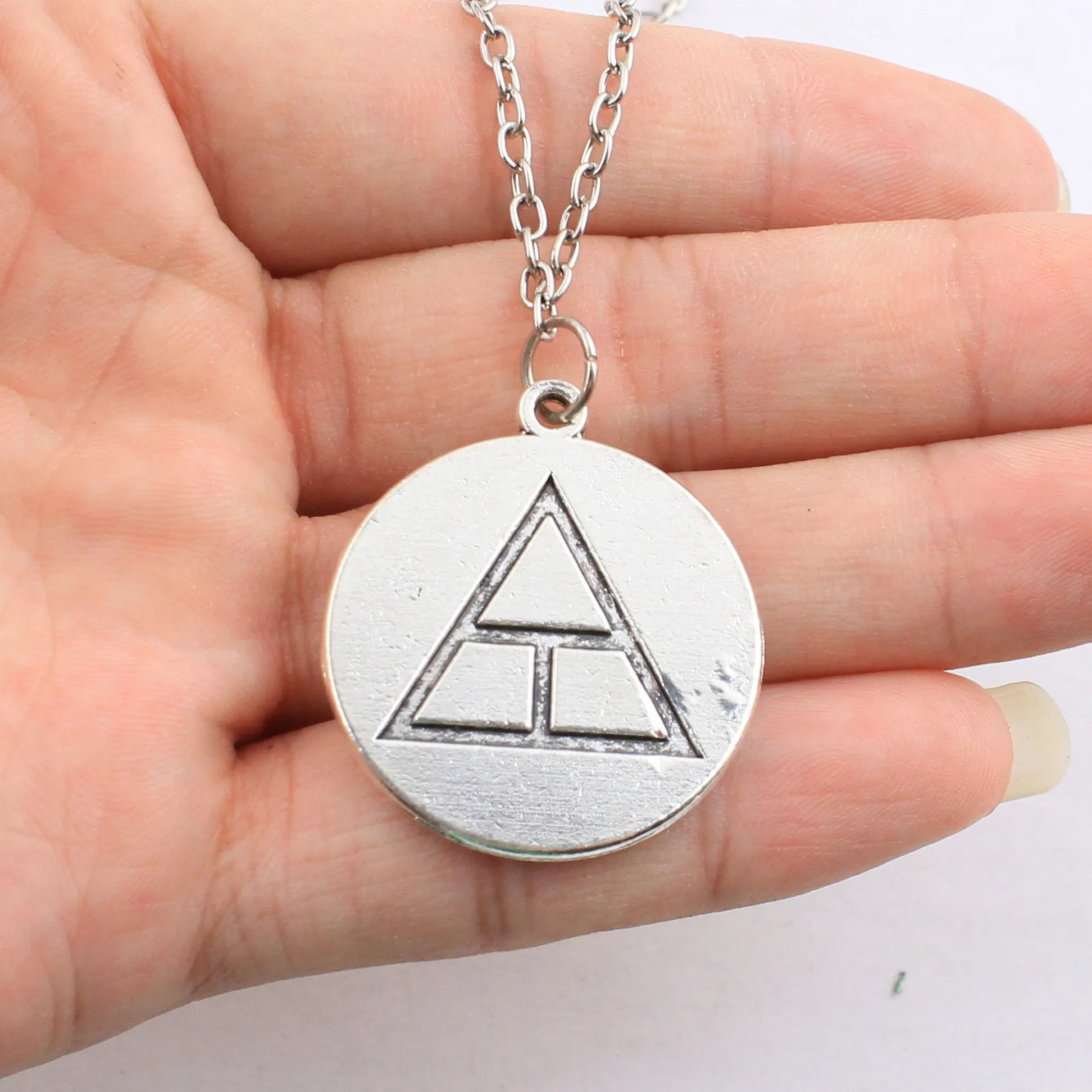 33X29mm Antique Tibetan Silver Plated Charms Pendant Necklace Fashion