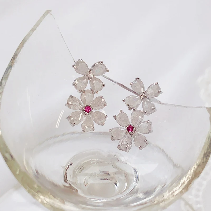 

2019 Summer Ice Flowers Stud Earrings For Women Elegant Temperament Crystal Earrings Girls Pendientes Party Fashion Ear Jewelry