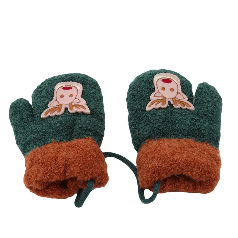 Fashion Children Winter Thick Gloves Cute Warm Winter Knitted Gloves Mittens Cartoon Print Warm Girls Boys Full Finger Gloves - Цвет: Dark green