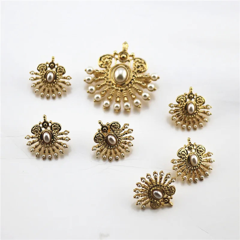 

New retro style fashion fan-shaped imitation pearl brooch necklace pendant 925 silver needle earrings ear clip set