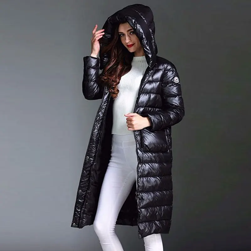 Утолщенное длинное женское пальто, зимний модный металлический черный пуховик с капюшоном, зимняя женская парка, большие размеры, теплые куртки HS573