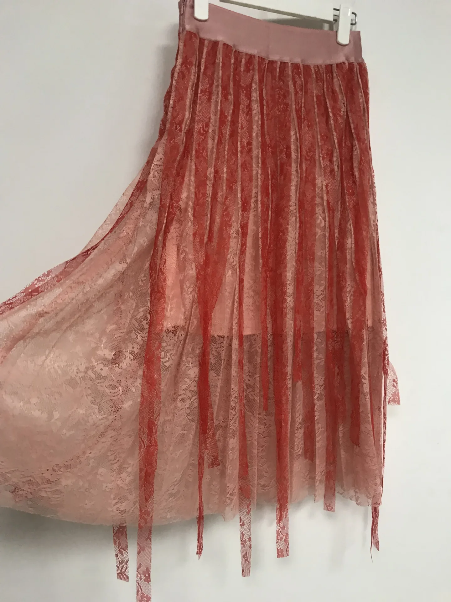 Весна Лето 2019 новая Лоскутная контрастная плиссированная кружевная Женская юбка мини плиссированная юбка