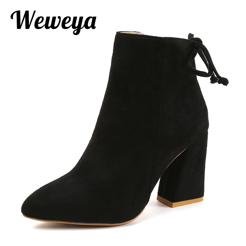 pointed toe biker boots