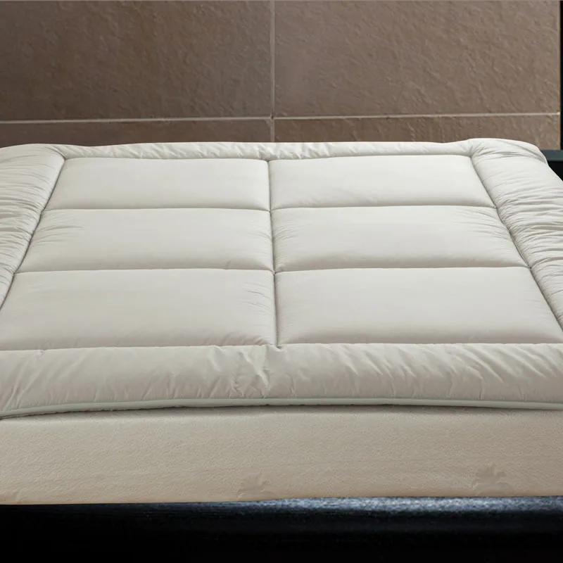 Thick Warm Foldable Single Or Double Mattress Fashion Topper Quilted Bed Can Customizable