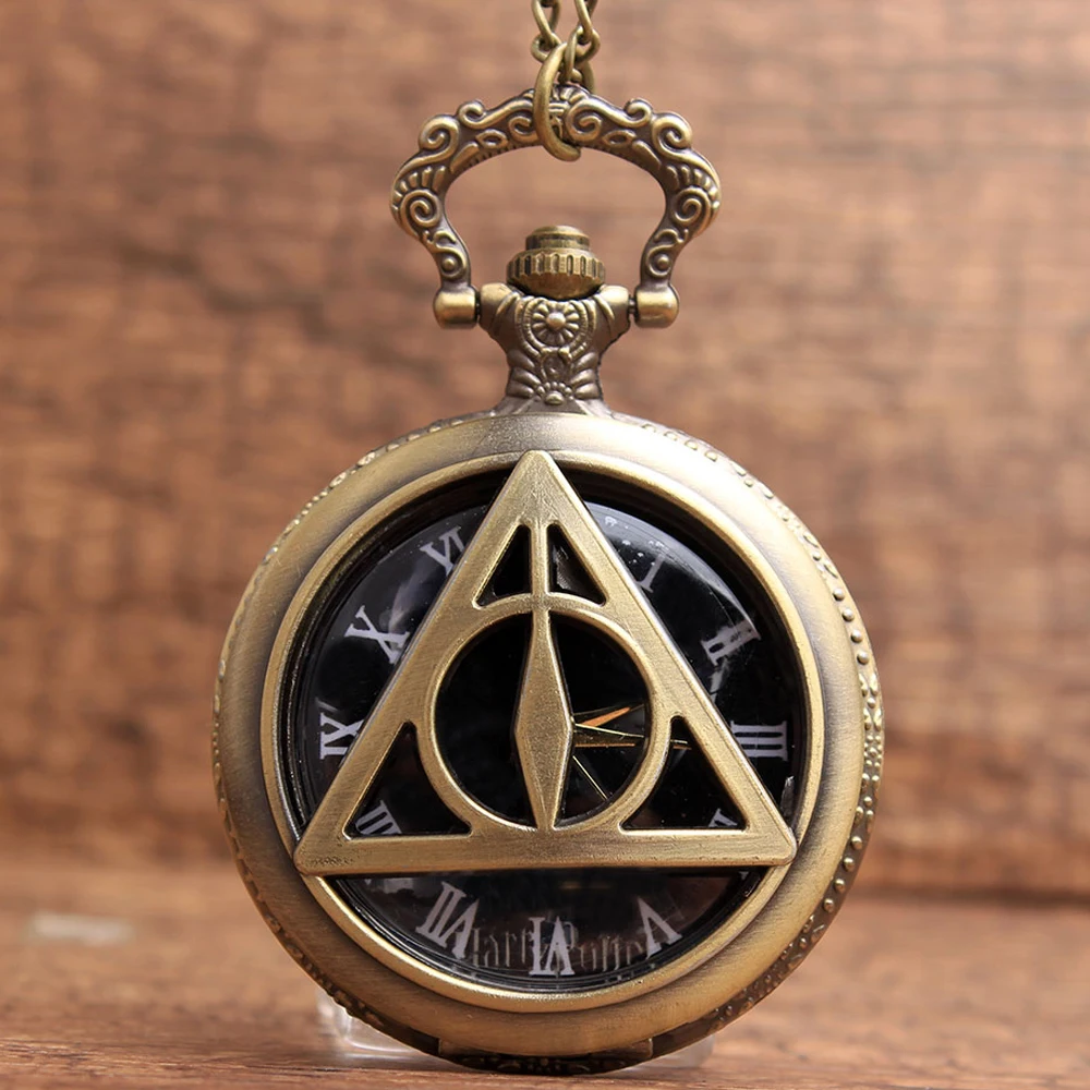 

Retro Triangle Shape The Deathly Hallows Harry Potter Black Roman Numbers Quartz Pocket Watch With Chain Men Boys Christmas Gift