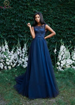 

Classic Long Prom Dress Appliques Beading Sequined Top Square Neck Sleeveless Sweep Train A-line Tulle Illusion Evening Dress