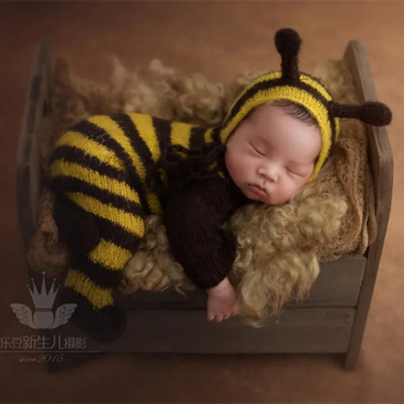 Newborn Baby Hat and Romper Animal Bee 