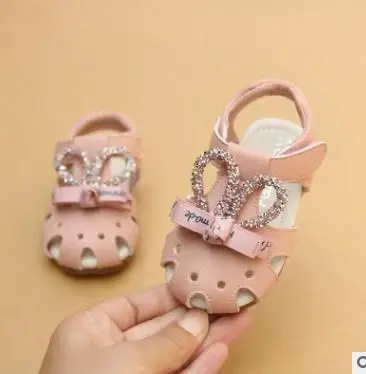 

Children's shoes, cute rabbit, baby sandals, 1-2 year old princess sandals, Baotou toddlers.