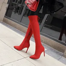 Женские пикантные сапоги до колена из искусственной замши на тонком высоком каблуке; модная зимняя обувь с острым носком на молнии сбоку и шнуровке; Цвет черный, красный