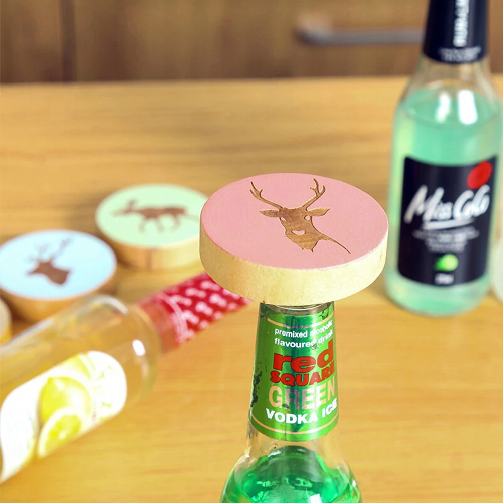 

Creative Practical Kitchen Supplies Random Color Wooden Reindeer Refrigerator Stickers Stainless Steel Opener