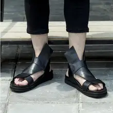 Мужская Натуральная кожа гладиаторские сандалии, плоская обувь летние прохладные сандалии обувь пляжные шлепанцы черного и белого цвета для мужчин cutuot сандалии