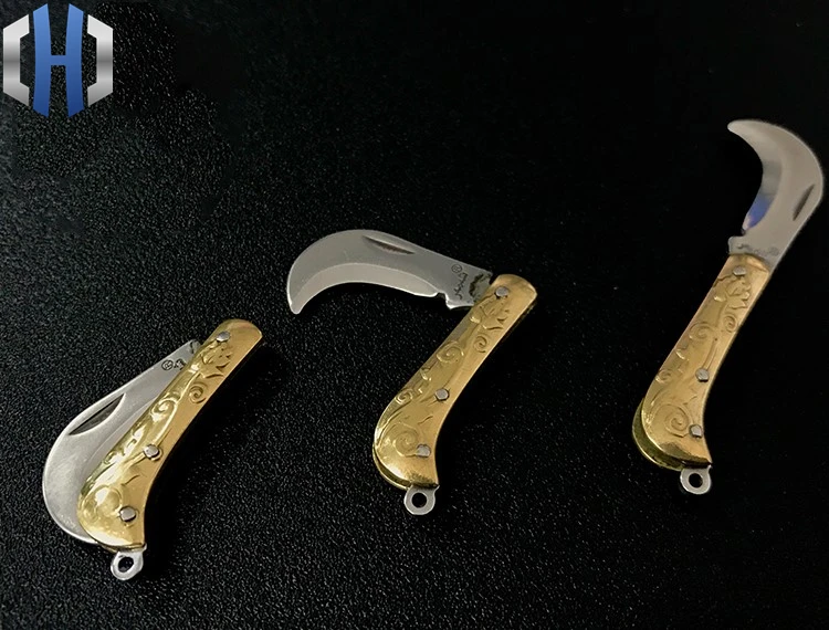 EDC Super Mini Brass Scimitar Keychain Pocket Knife