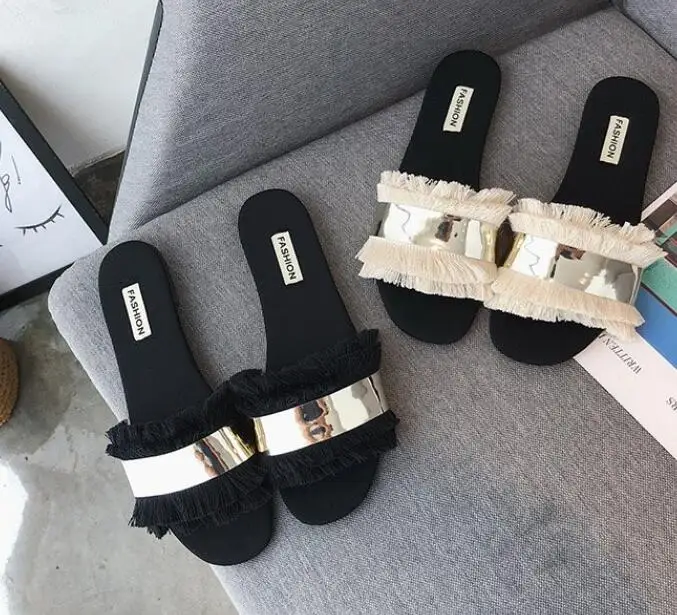 

Cozy Shoes Women Slippers Fashion Metal Bling Slides Fur Fringe Flip Flops Summer Flat Slides Outside Ladies Shoes