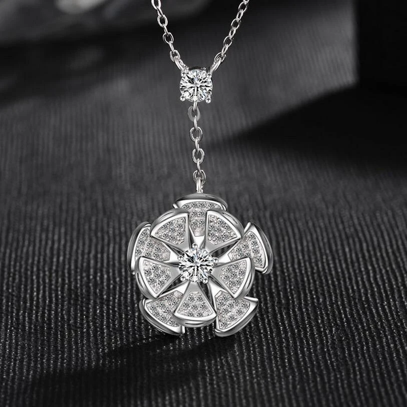

Fashion Fan-Shape Round Pendant Necklace For Woman Geometric Necklace Rose Gold Silver Color Swirl Shape Pendant Jewelry