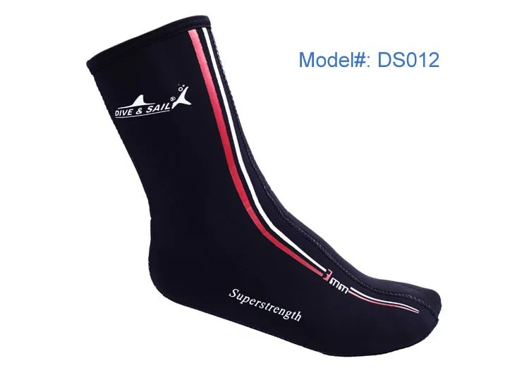 DS012-Wetsuits-2015-NEW-Premium-Neoprene-3mm-Swim-Socks-Water-Sock-Boots-Shoes-Black-and-Pink-Size-33-to-45