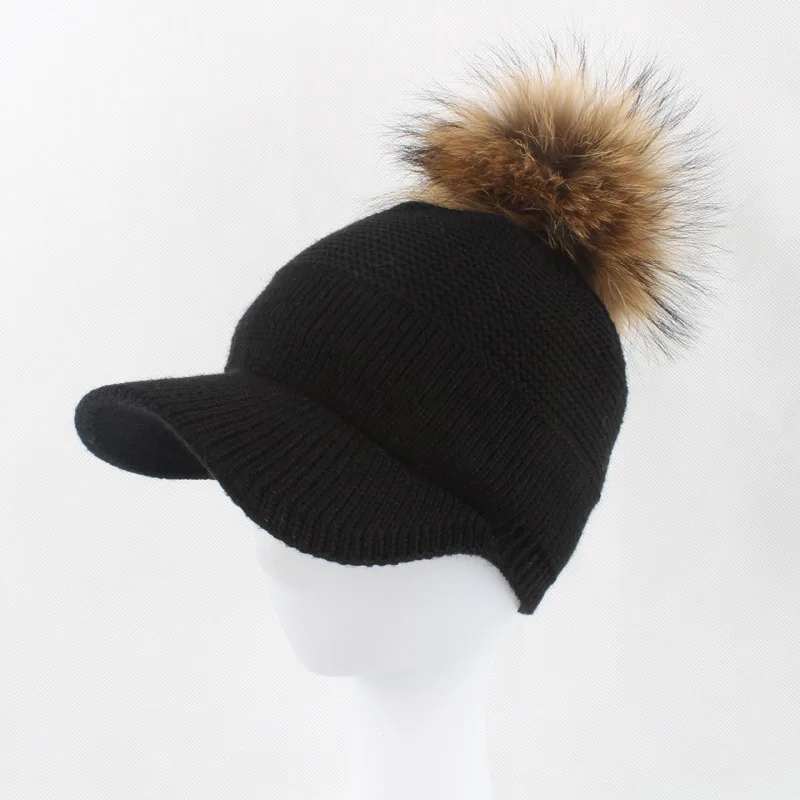 Женские хлопковые шапки-бини шапки 15 см мех енота помпон шапка женская зимняя теплая шапка модный головной убор LF4083 - Цвет: Black