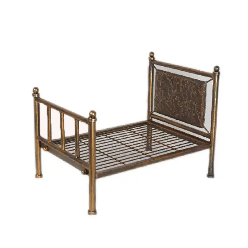 metal baby bed