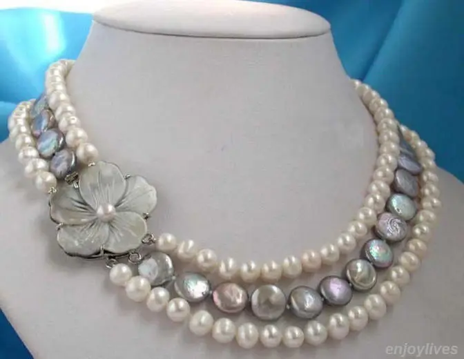 

Wholesale FREE SHIPPING >>> 3 Rows Genuine Wite Black Button Coin Pearl Shell Flower Clasp Necklace