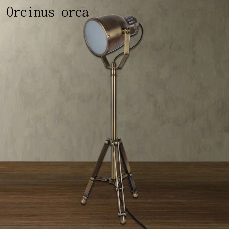 American Rural creative three legged table lamp living room bedside