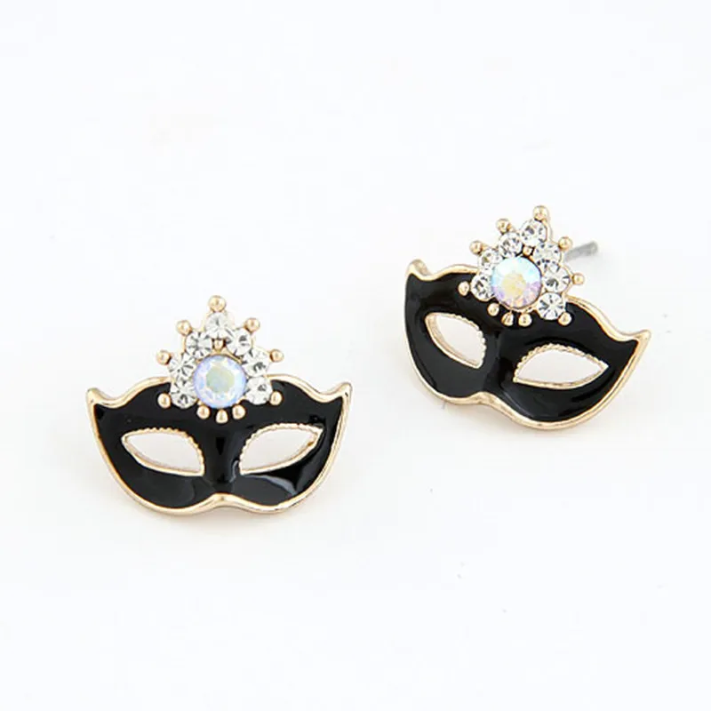 New Luxury New Mask Crystal Stud Earring For Women Vintage Fashion Gold