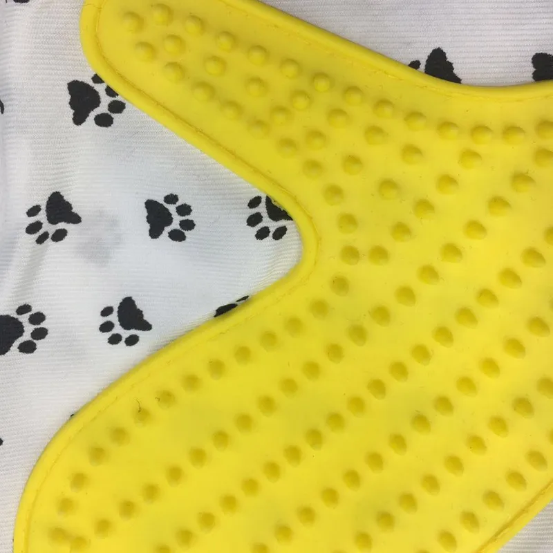 Pet Cleaning supplies Massage To Float Hair Printing Gloves White Cat Dog Hair Bathing Beauty Gloves Dog Silicone Comb Gloves