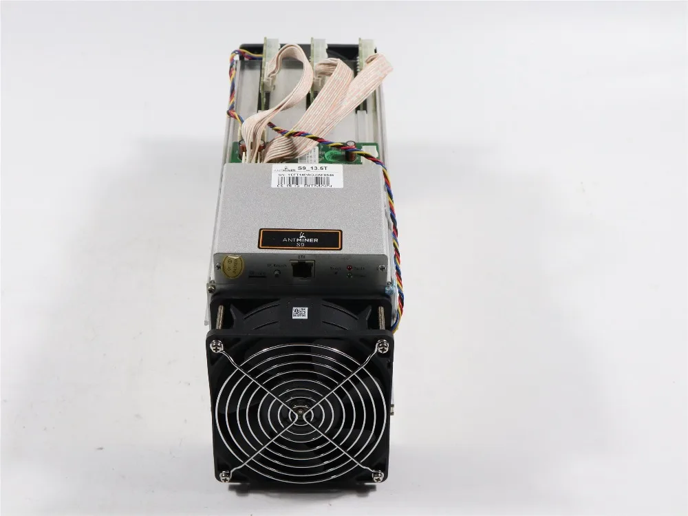 Используется AntMiner S9 13,5 т Bitcoin Шахтер Asic шахтер 16nm Btc МПБ Шахтер Bitcoin горной машины лучше, чем Whatsminer M3