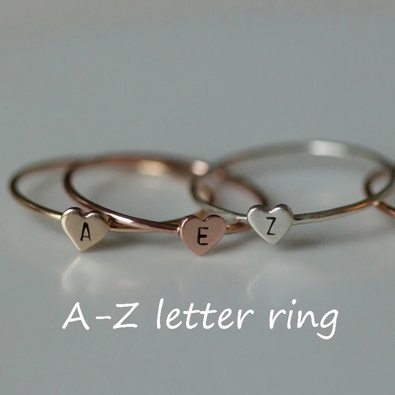 Персонализированные ручные штампованные A-Z, 26 букв, начальные крошечные кольца в виде сердца для женщин, золотые кольца на палец, ювелирные изделия