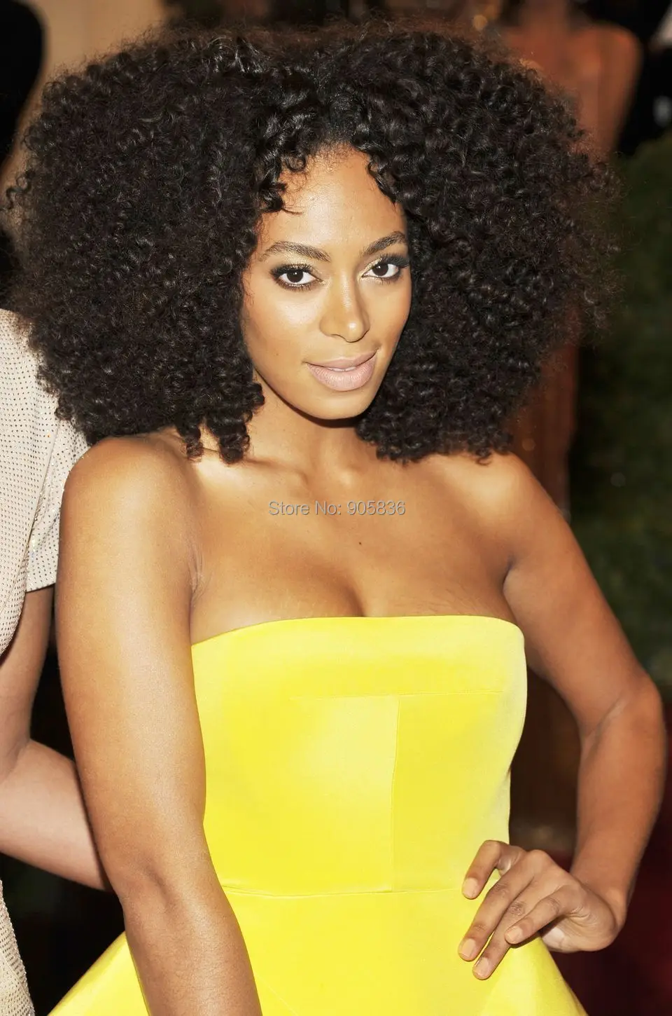 Celebrity Solange Knowles Culry Hairstyle Short Afro Kinky Curly