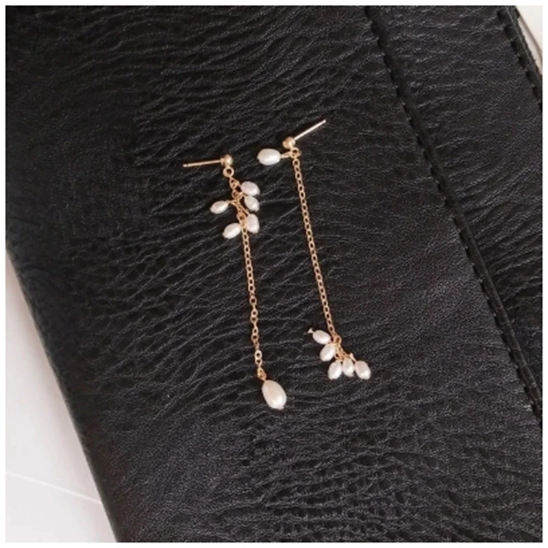 

Lii Ji Gemstone AAA High Luster Rice Shape 925 Sterling silver Gold Color Long Asymmetric Stud Earring