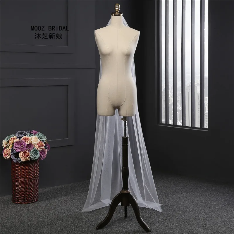 2020 Cheap 2M Cut Edge White Long Bridal Veils One Layer Cheap Comb 1T Wedding Veils with Comb