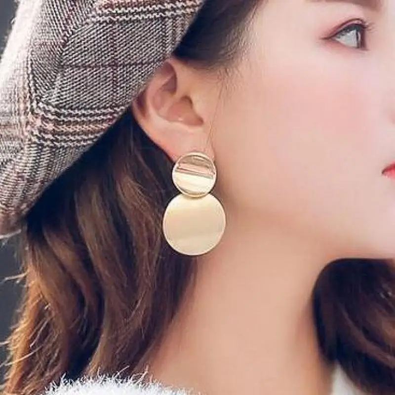

Round Stud Earrings Geometric Wild Gold Silver Color Metal Earrings For Women Brincos Earing Brinco Earring Oorbellen Jewelry