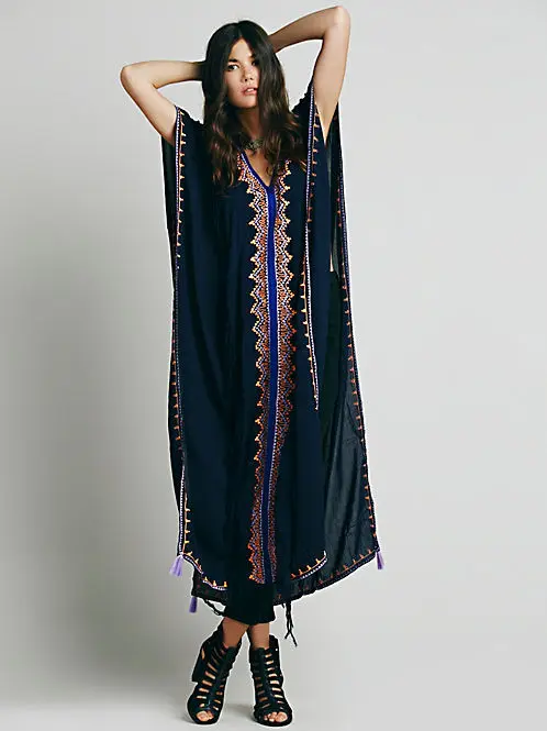 

2018 hot Free shipping fashion maxi ankle-length Dress people embroidery cloak Bohe style loose dress side jag special dresses