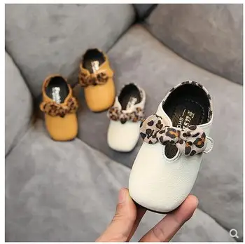 

Free shipping Baby girls hoes summer Baby boys First walk Genuine Leather Girls rubber Children's shoes rubber Soft bottom 17