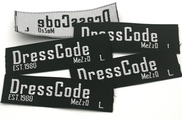

Wholesale customized garment shoe labels/woven labels/main label/embroidered tag straight cut 1000pcs WSC-001