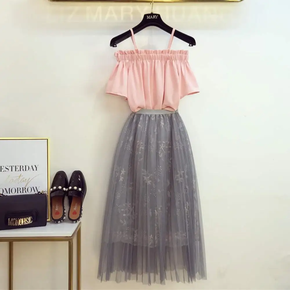 

2019 Summer Women Off Shoulder Strap Slash Neck Pink Shirt Top + Flower Embroidery Mid-Calf Mesh Pleated Skirt Girls 2 Piece Set