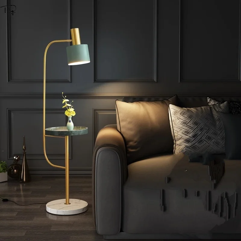 Напольный светильник в скандинавском стиле, светодиодный светильник для гостиной, дивана, спальни, прикроватного балкона, простой американский пост-современный мраморный вертикальный чайный столик