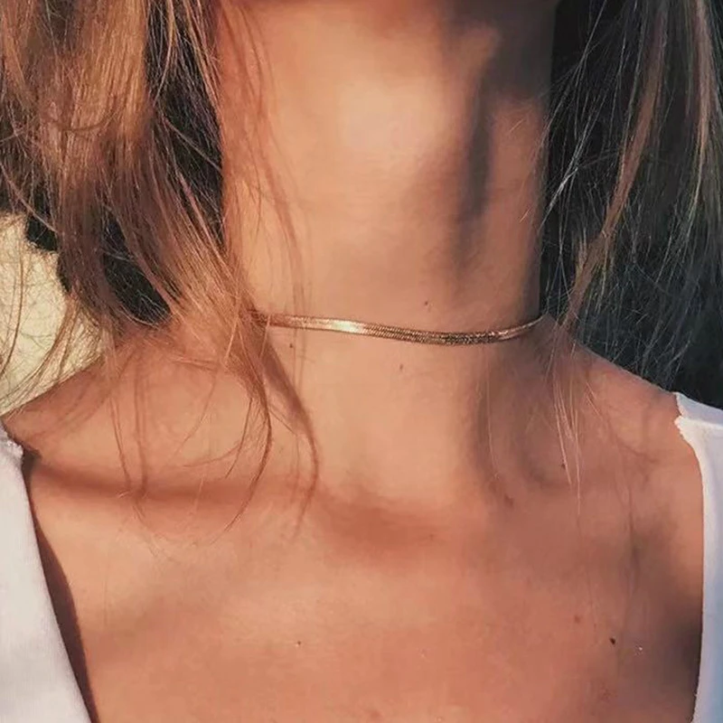 JCYMONG панк Чокеры цепочки и ожерелья s для женщин цвета: золотистый, серебристый цвет блёстки плоский нож змея Чиан Воротник модные украшения