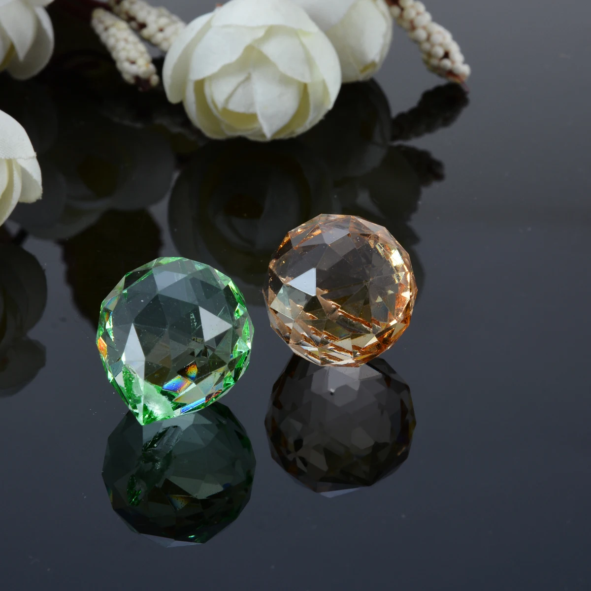 8Pcs Crystal Lighting Pendant Rainbow Chandelier Light Lamp Part Ball Prisms Suncatcher Pendant Hanging Drop Home Ornament