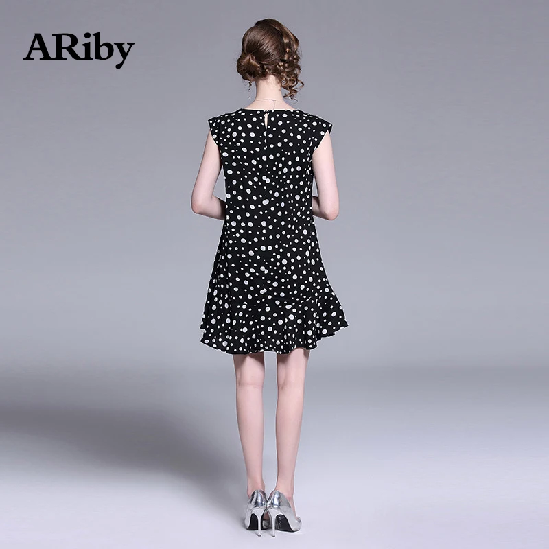 Women Dress 2019 Summer New Fashion Office Lady Temperament Dot Chiffon Diamond Pearl Cross Slim Sleeveless Mini A-Line Dresses Women Dress 2019 Summer New Fashion Office Lady Temperament Dot Chiffon Diamond Pearl Cross Slim Sleeveless Mini A-Line Dresses