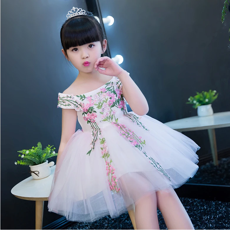 

2017New Korean Sweet Summer Baby Girl Princess Dress Sleeveless Embroidery Flowers Dresses For Girl Birthday Party Gift Clothing