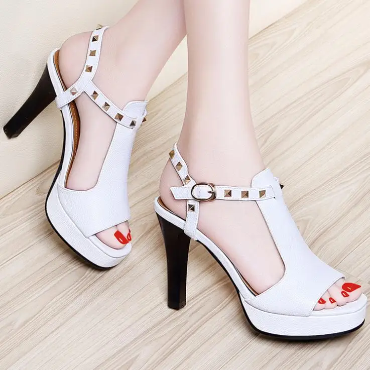 

2017 new couple high canvas shoes women Korean and women shoes casual shoes