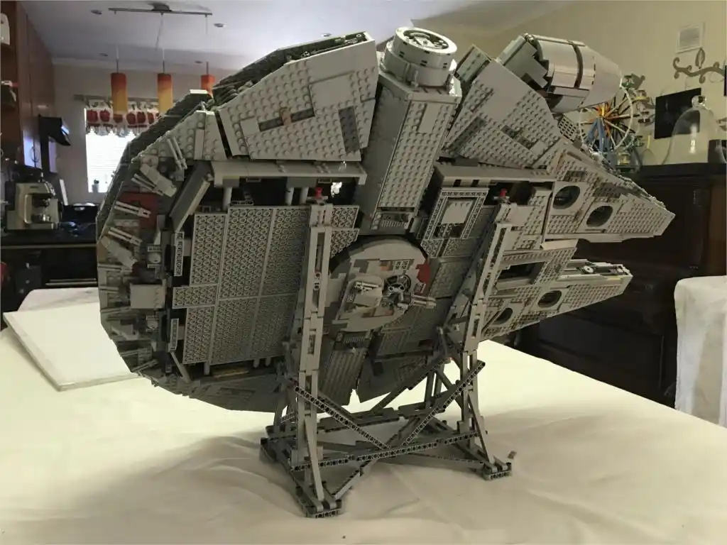halcon milenario 75192