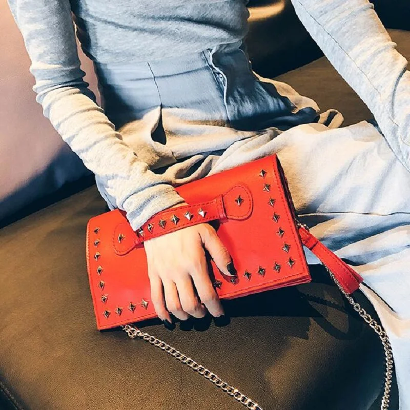 

2018 Rivet Red Women Clutch Bag Female Day Clutch Stud Quality Leather Women Purses And Handbags Evening Cutch Bags
