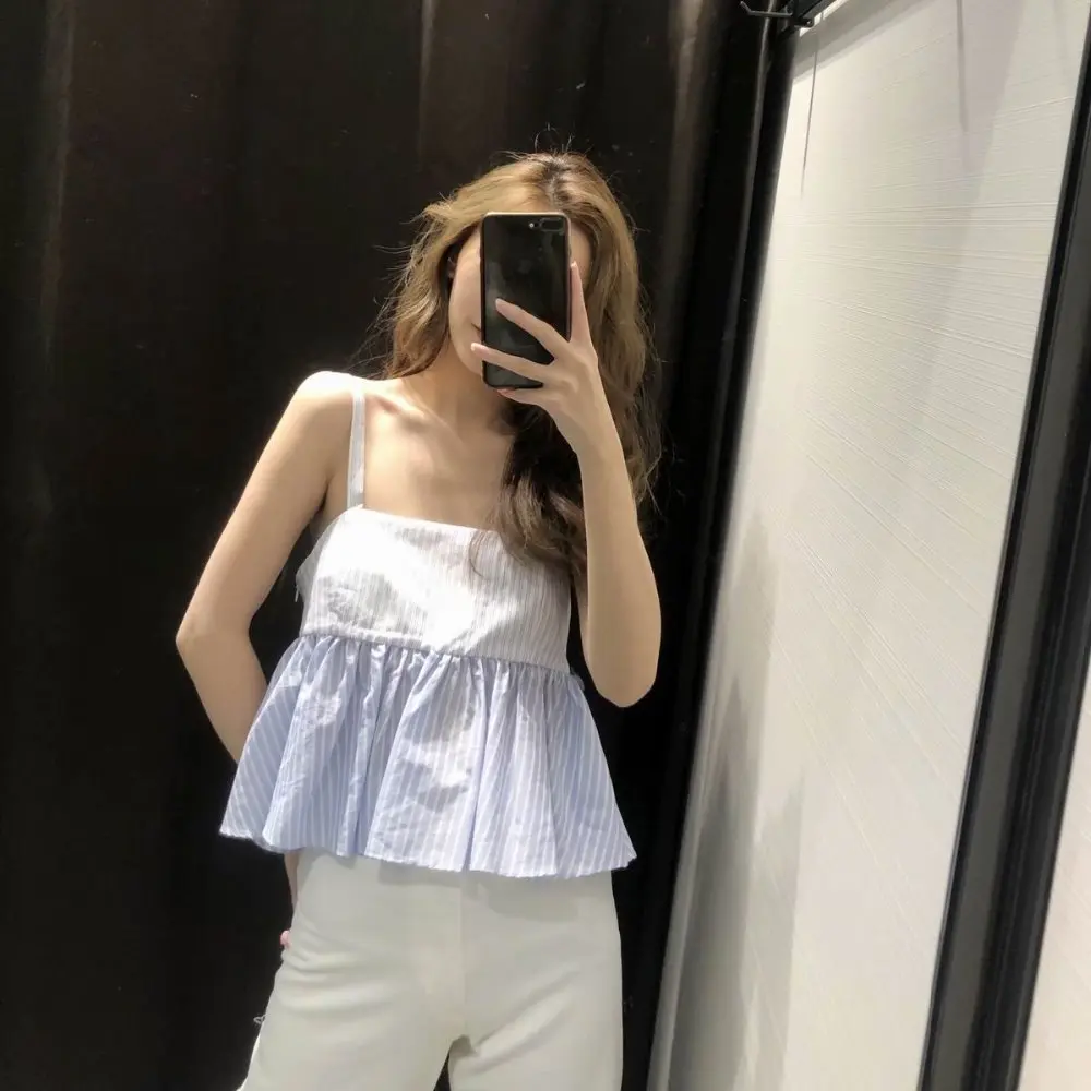  (4)