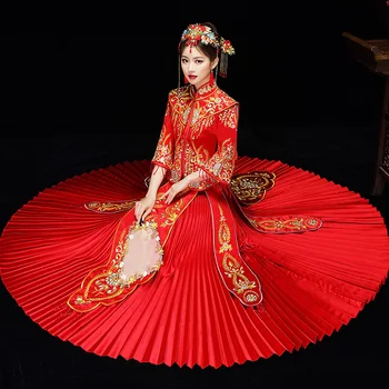 

Chinese Ancient style wedding Show bridal evening dress fancy dragon gown cheongsam kimono autumn Suzhou embroidery Red Festival