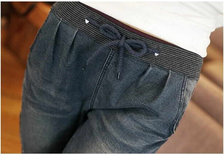 Classic style straight jeans women mid waist jeans female elastic plus size denim pants velvet good quality femme jeans MZ941 Classic style straight jeans women mid waist jeans female elastic plus size denim pants velvet good quality femme jeans MZ941