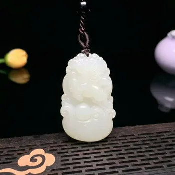 

H35#Exquisite Hetian Jade Pendant