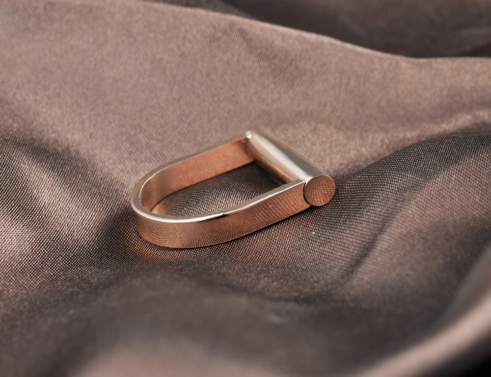 BOBOTUU Love Design классическое кольцо простое титановое обручальное кольцо из нержавеющей стали Свадебные Кольца для женщин золотого цвета ювелирные изделия BR17042