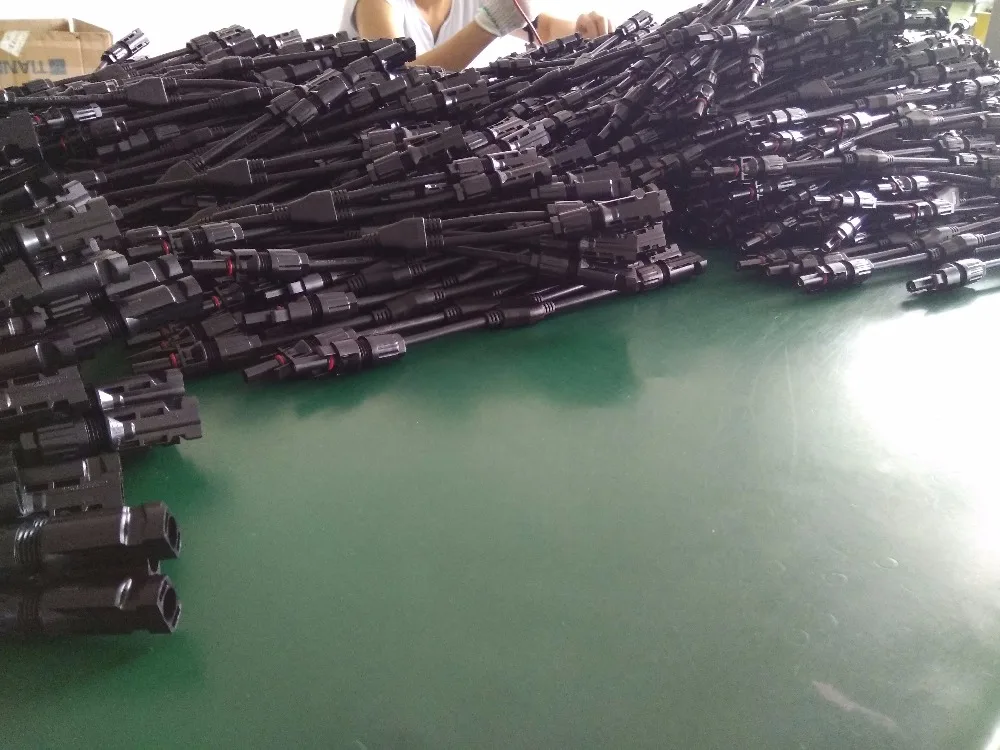 Description Picture 6 of item2 To 1 Hot Selling PV Y Branch Connector With 4mm2 Solar Cable For Solar Pv System Solar